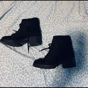Suede black boots